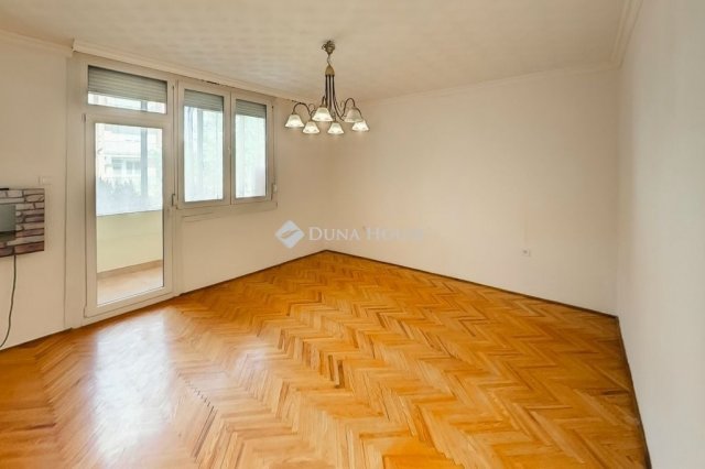 Eladó téglalakás, Kecskeméten 39.9 M Ft, 2 szobás