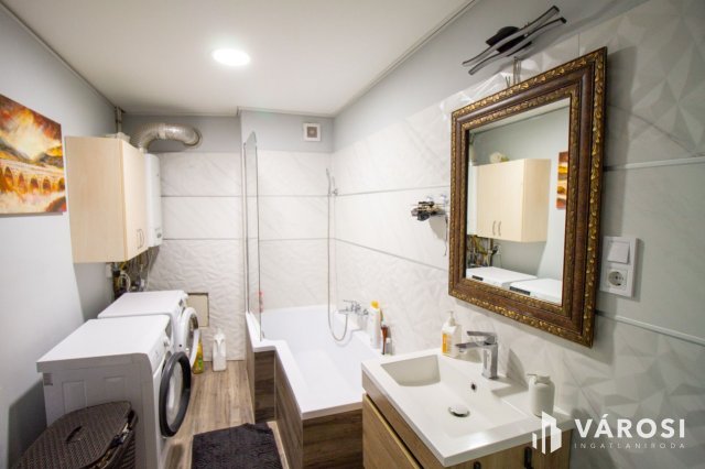 Eladó családi ház, Győrött 89.9 M Ft, 3 szobás