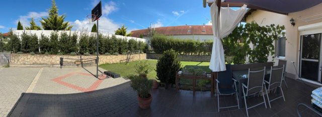 Eladó ikerház, Érden 129.9 M Ft, 5 szobás / költözzbe.hu