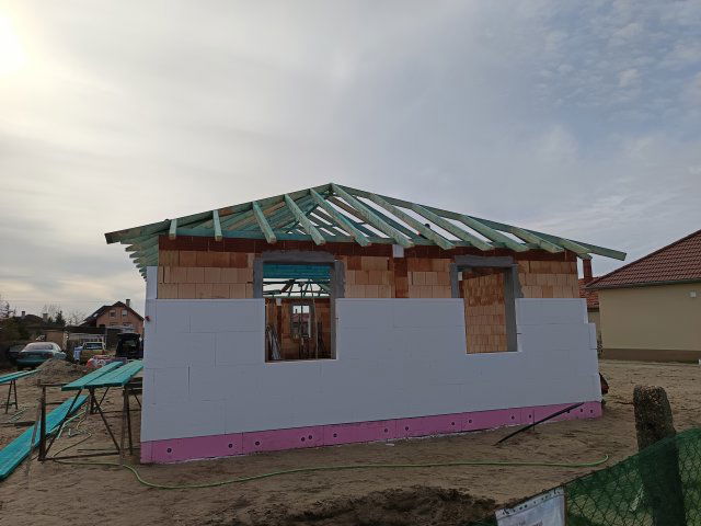 Eladó családi ház, Jakabszálláson 49 M Ft, 4 szobás