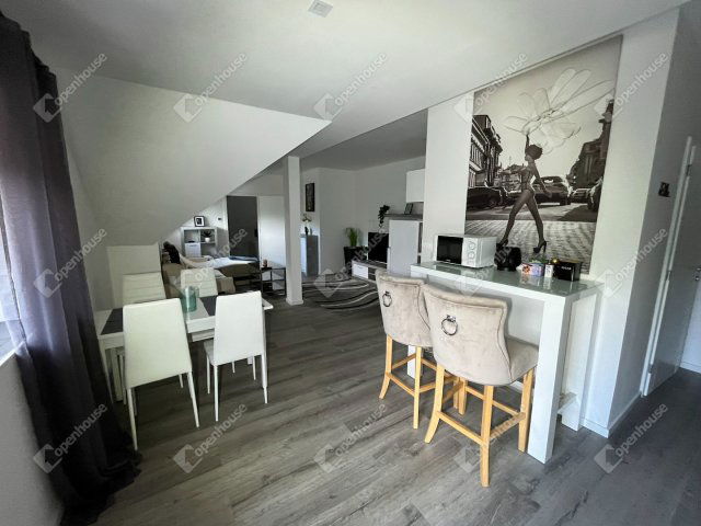 Eladó téglalakás, Fertőszentmiklóson 68.9 M Ft, 2 szobás