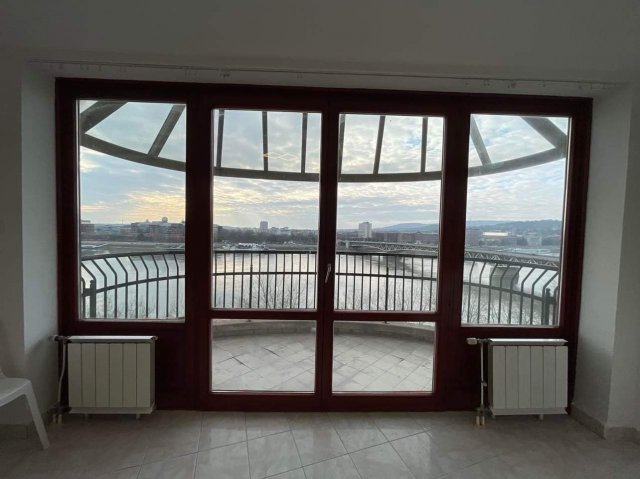 Kiadó téglalakás, albérlet, IX. kerületben, Boráros téren