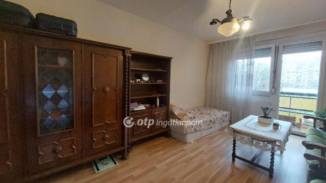Eladó panellakás, Budapesten, XV. kerületben 72 M Ft, 3 szobás