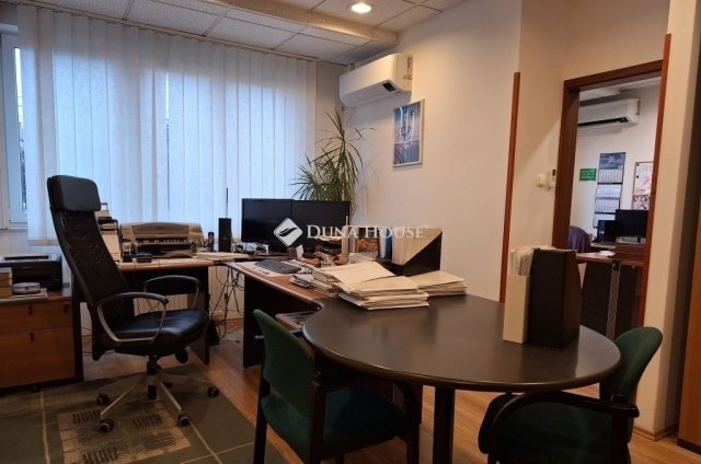 Eladó családi ház, Budapesten, XIV. kerületben 275 M Ft