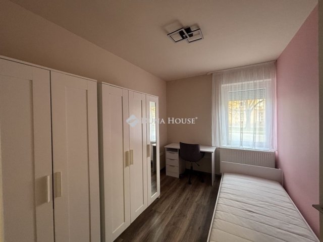 Eladó téglalakás, Miskolcon 35.7 M Ft, 3+1 szobás