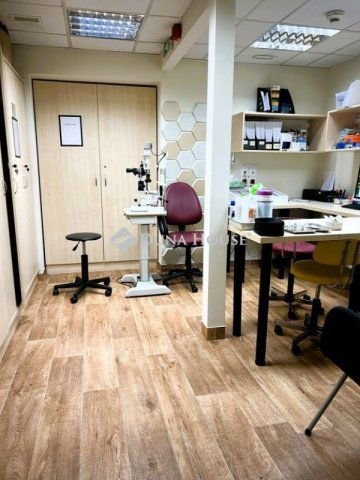 Eladó üzlethelyiség, Budapesten, II. kerületben 412.5 M Ft