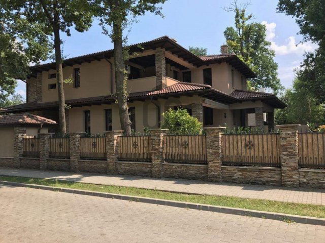 Eladó családi ház, Fóton 385 M Ft, 7 szobás