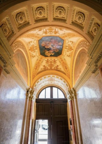 Kiadó téglalakás, albérlet, VI. kerületben, Andrássy úton