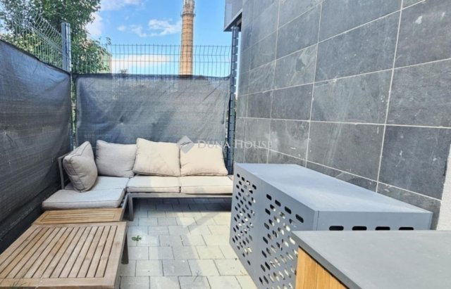 Eladó téglalakás, Budapesten, III. kerületben 144.9 M Ft