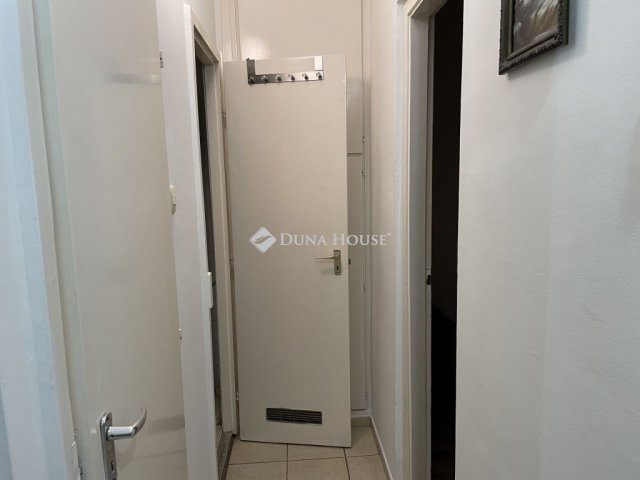 Eladó panellakás, Budapesten, VIII. kerületben 69.9 M Ft