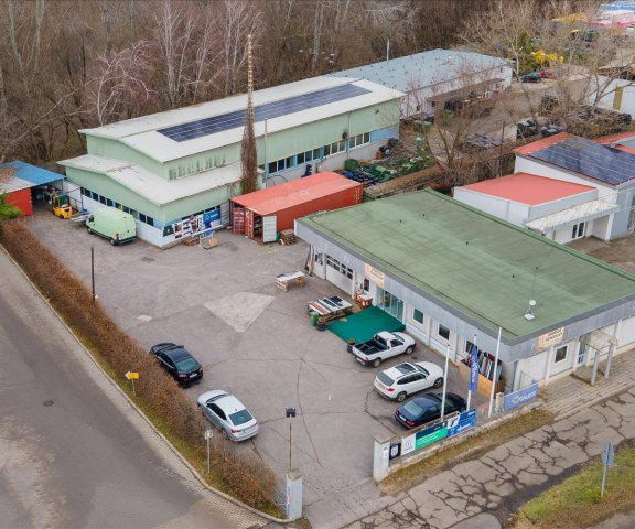 Eladó üzlethelyiség, Vácon 129 M Ft / költözzbe.hu