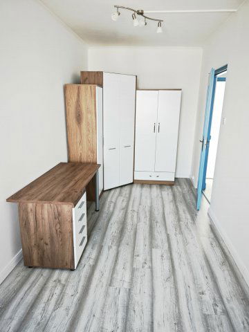 Kiadó panellakás, albérlet, Budapesten, XXI. kerületben