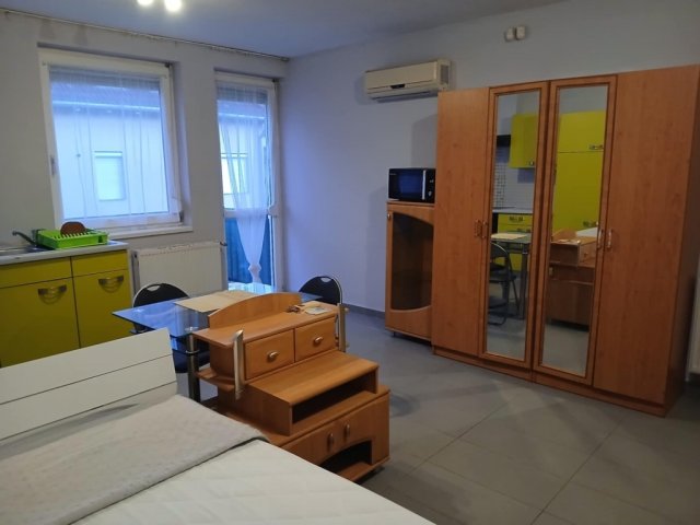 Kiadó téglalakás, albérlet, Debrecenben 170 E Ft / hó, 1 szobás