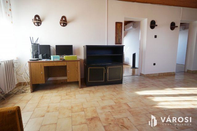 Eladó családi ház, Gyálon 129.9 M Ft, 6 szobás