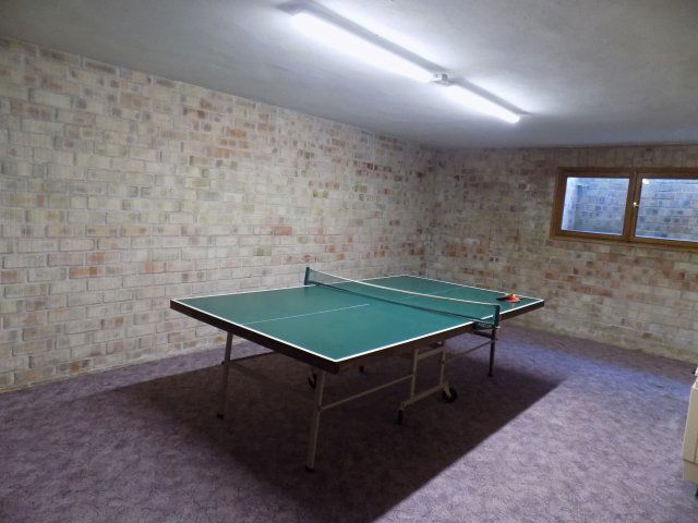 Eladó családi ház, Nyúlon 96.9 M Ft, 3 szobás