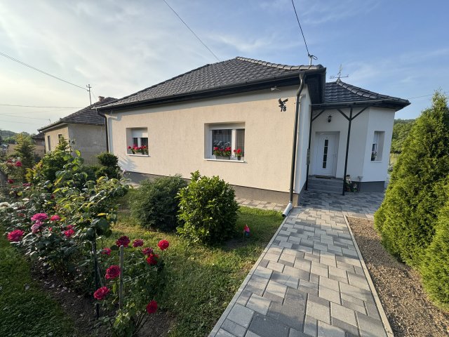 Eladó családi ház, Salgótarjánban 75 M Ft, 2 szobás