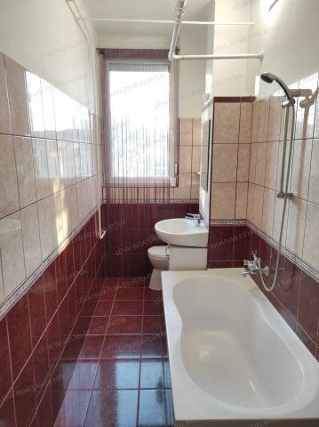 Kiadó téglalakás, albérlet, Békéscsabán 80 E Ft / hó