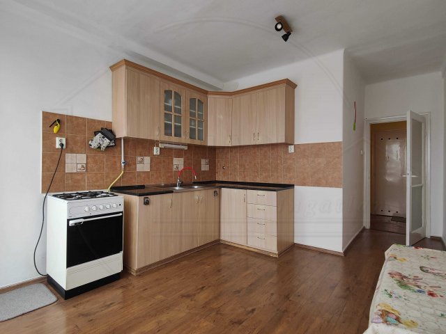 Eladó téglalakás, Pécsett, Esztergár Lajos utcában 52.9 M Ft