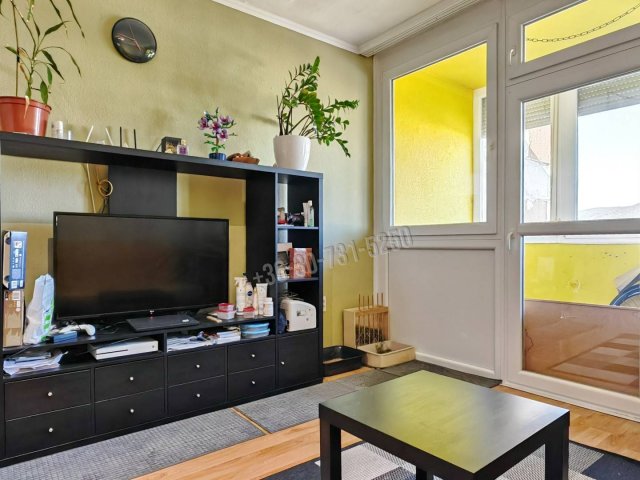 Eladó panellakás, Egerben, Töviskes téren 43.9 M Ft, 3 szobás