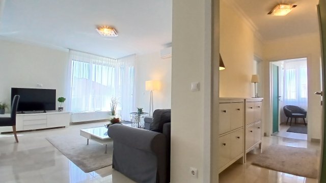 Kiadó téglalakás, albérlet, Kecskeméten 284 E Ft / hó