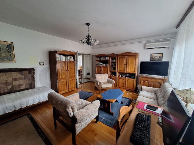 Eladó téglalakás, Szegeden, Bercsényi utcában 72 M Ft, 3 szobás