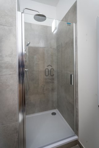 Eladó téglalakás, Szolnokon 41.9 M Ft, 2 szobás