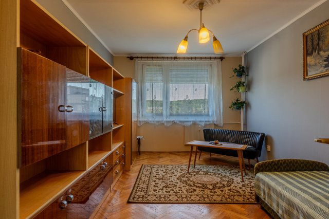 Kiadó panellakás, albérlet, Miskolcon 120 E Ft / hó, 2 szobás