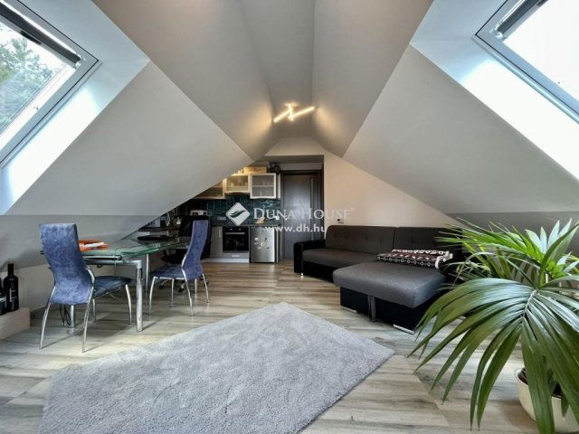 Eladó családi ház, Balatonfüreden 410 M Ft, 4 szobás