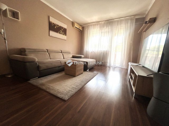 Eladó téglalakás, Mosonmagyaróváron 52.9 M Ft, 2 szobás