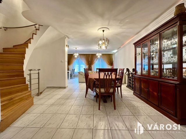 Kiadó sorház, albérlet, Salgótarjánban 290 E Ft / hó, 4 szobás