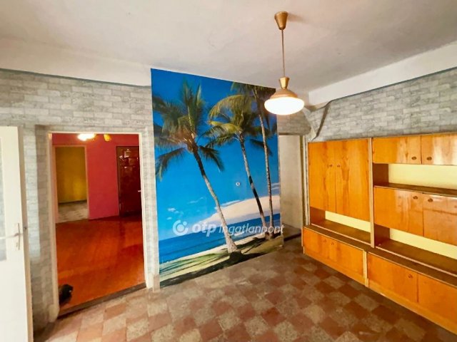 Eladó családi ház, Vámospércsen 40 M Ft, 3 szobás