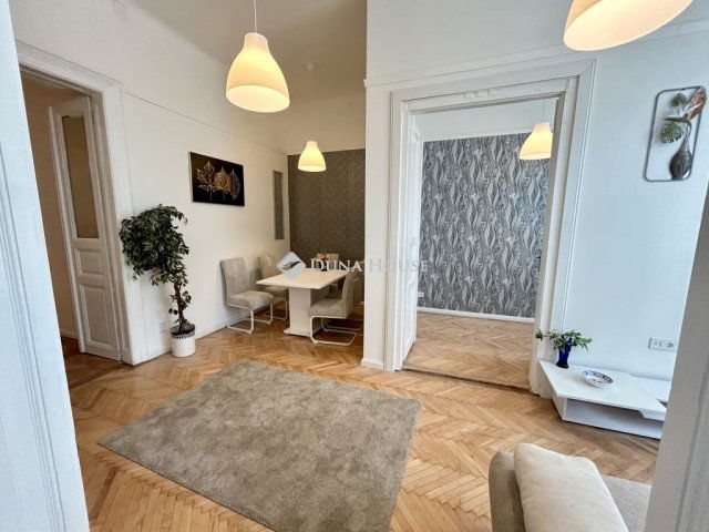 Eladó téglalakás, Budapesten, VII. kerületben 89.9 M Ft