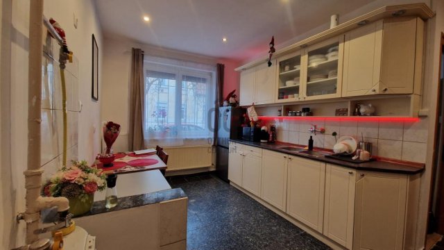 Eladó téglalakás, Budapesten, X. kerületben 71.5 M Ft, 2 szobás