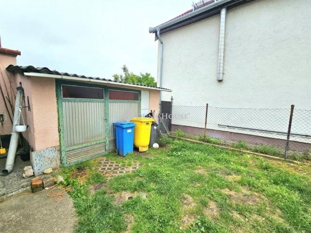 Eladó családi ház, Gyálon 57 M Ft, 2 szobás