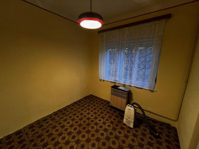 Eladó családi ház, Jászberényben 49.9 M Ft, 2+1 szobás