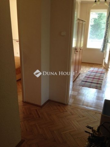 Eladó téglalakás, Budapesten, XII. kerületben 93 M Ft, 2 szobás