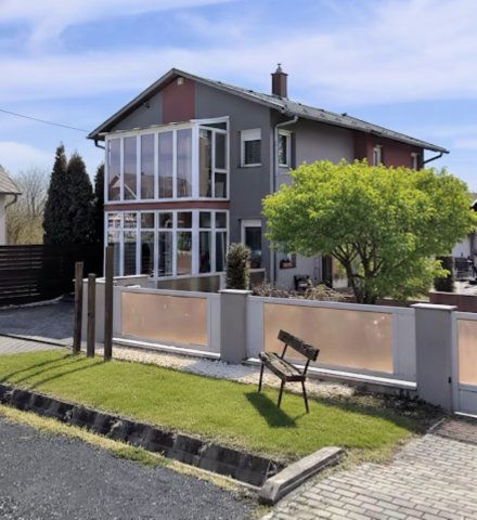 Eladó családi ház, Balatonfenyvesen 149 M Ft, 5 szobás