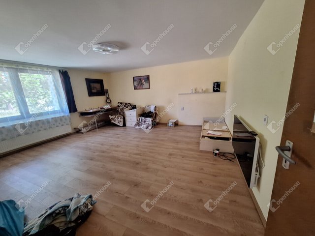 Eladó családi ház, Noszlopon 44.99 M Ft, 2 szobás