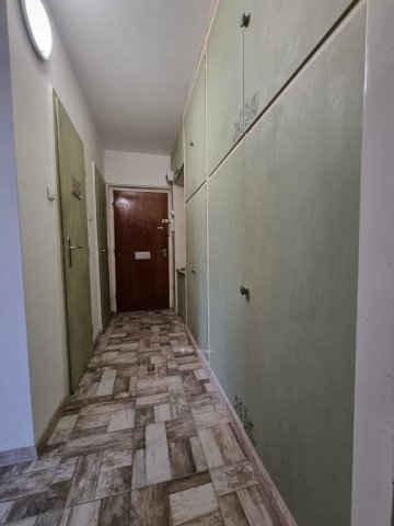 Eladó panellakás, Győrött 53.9 M Ft, 1+1 szobás