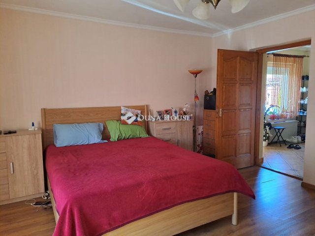 Eladó családi ház, Jászberényben 49.9 M Ft, 2 szobás