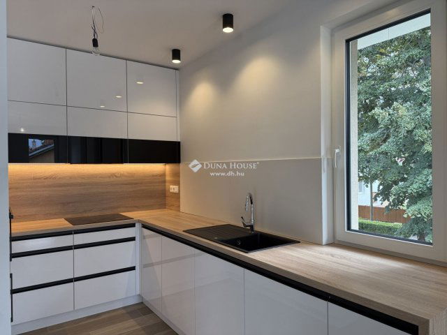 Eladó téglalakás, Budapesten, XIX. kerületben 164.7 M Ft