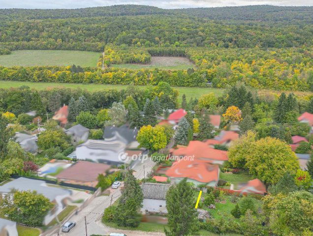 Eladó telek, Remeteszőlősön 65 M Ft / költözzbe.hu