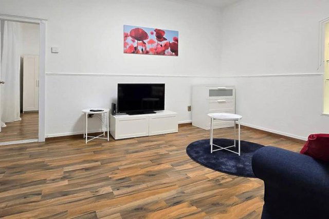 Kiadó téglalakás, albérlet, II. kerületben, Csalogány utcában