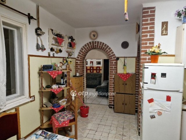 Eladó családi ház, Nagykállóban 27 M Ft, 3 szobás