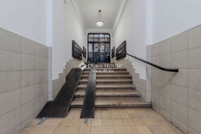 Eladó téglalakás, Budapesten, II. kerületben 182.9 M Ft