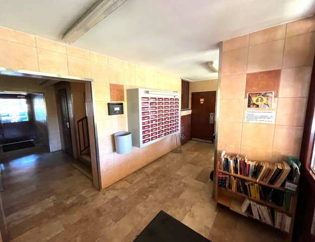 Eladó téglalakás, Budapesten, III. kerületben 94.9 M Ft