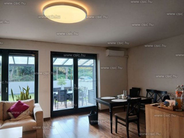 Kiadó téglalakás, albérlet, Remeteszőlősön 300 E Ft / hó