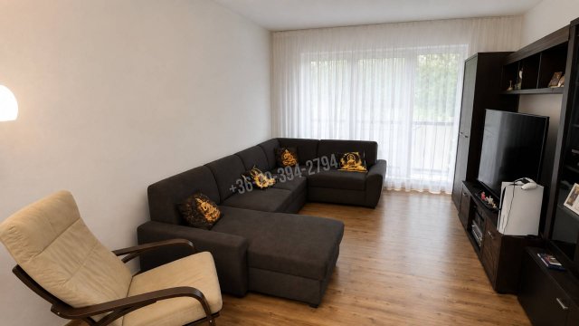 Eladó panellakás, Tatabányán 48.5 M Ft, 3 szobás