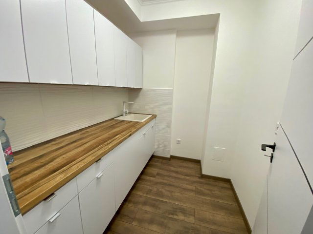 Kiadó iroda, Nyíregyházán 180 E Ft / hó, 1 szobás