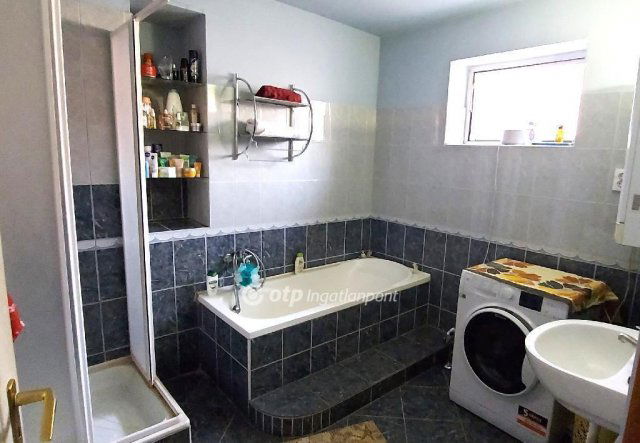 Eladó családi ház, Csanyteleken 35.99 M Ft, 3 szobás